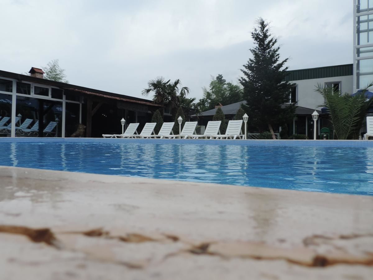 Отель Beach House Hotel Батуми-39