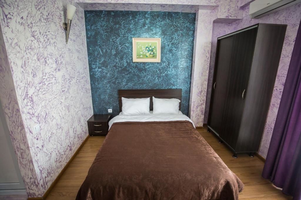 Отель Beach House Hotel Батуми