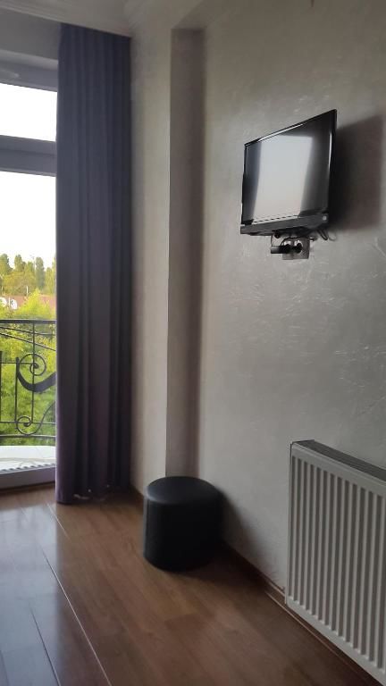 Отель Beach House Hotel Батуми