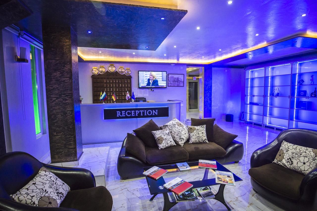 Отель Beach House Hotel Батуми