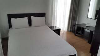 Отель Beach House Hotel Батуми Стандартный двухместный номер с 1 кроватью-6