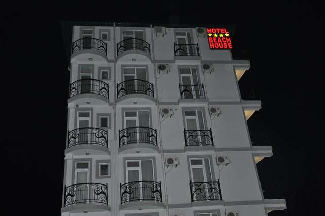 Отель Beach House Hotel Батуми-12
