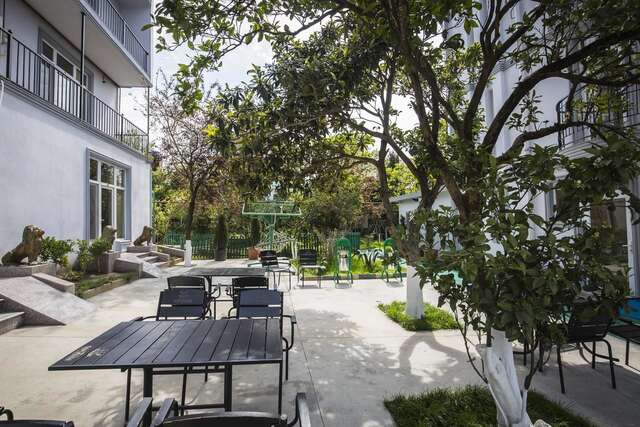 Отель Beach House Hotel Батуми-15