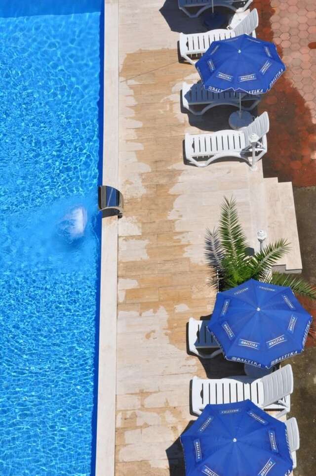 Отель Beach House Hotel Батуми-18