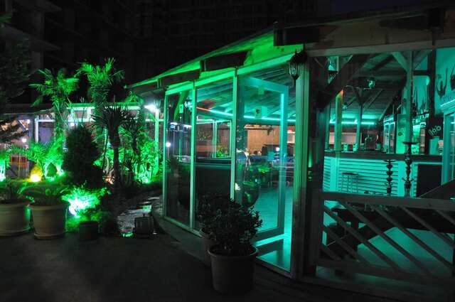 Отель Beach House Hotel Батуми-20
