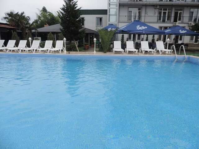 Отель Beach House Hotel Батуми-33