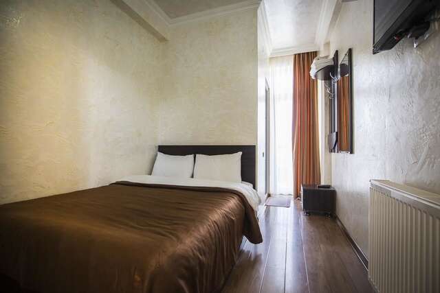 Отель Beach House Hotel Батуми-6