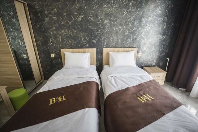 Отель Beach House Hotel Батуми-46