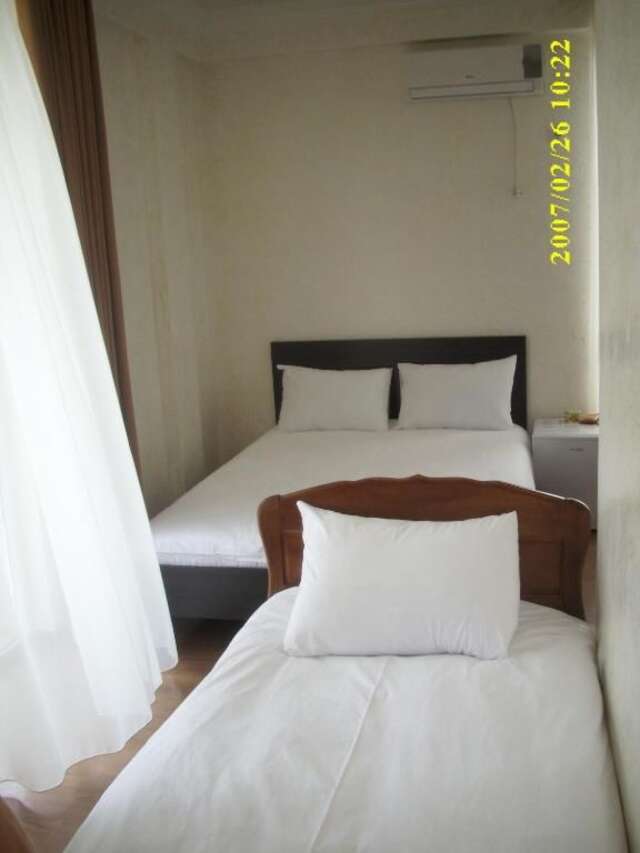 Отель Beach House Hotel Батуми-51