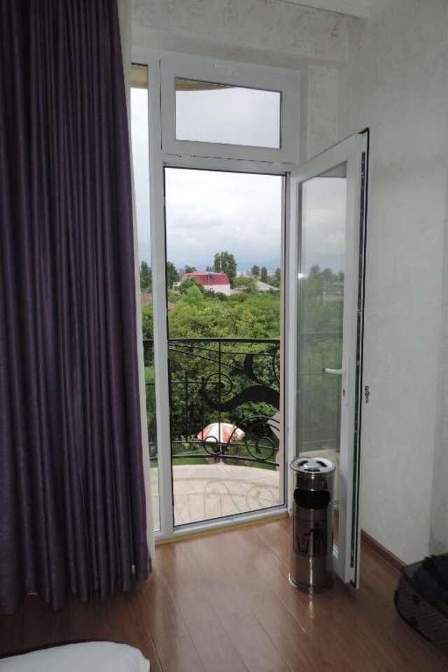 Отель Beach House Hotel Батуми-65