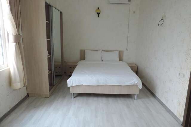 Отель Beach House Hotel Батуми-77