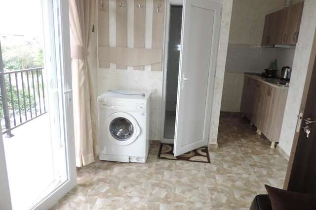 Отель Beach House Hotel Батуми-80
